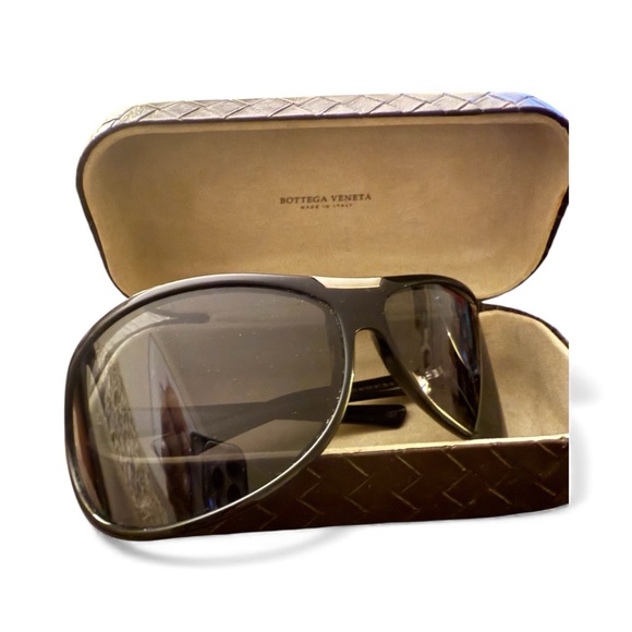 Bottega Veneta Black Sunglasses main image 9